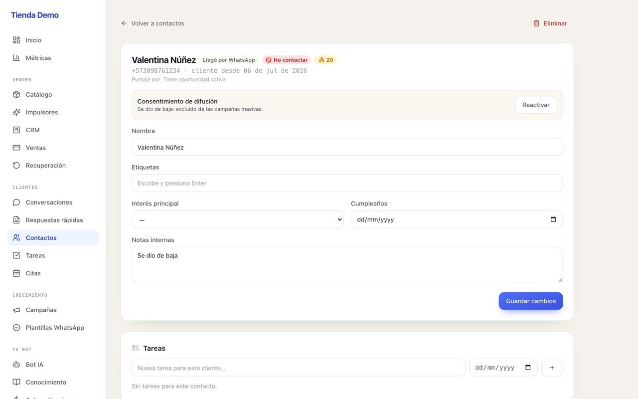 Ficha de contacto con datos, consentimiento e historial